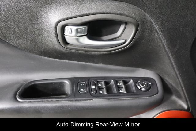 Used 2018 Jeep Renegade Trailhawk w/ Safety & Security Group AWD/4WD image 20