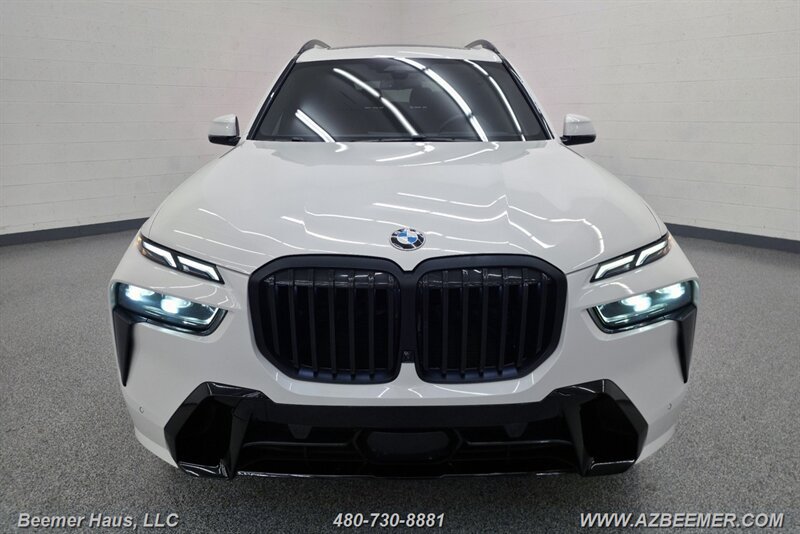 Used 2024 BMW X7 xDrive40i w/ M Sport Package AWD/4WD image 27
