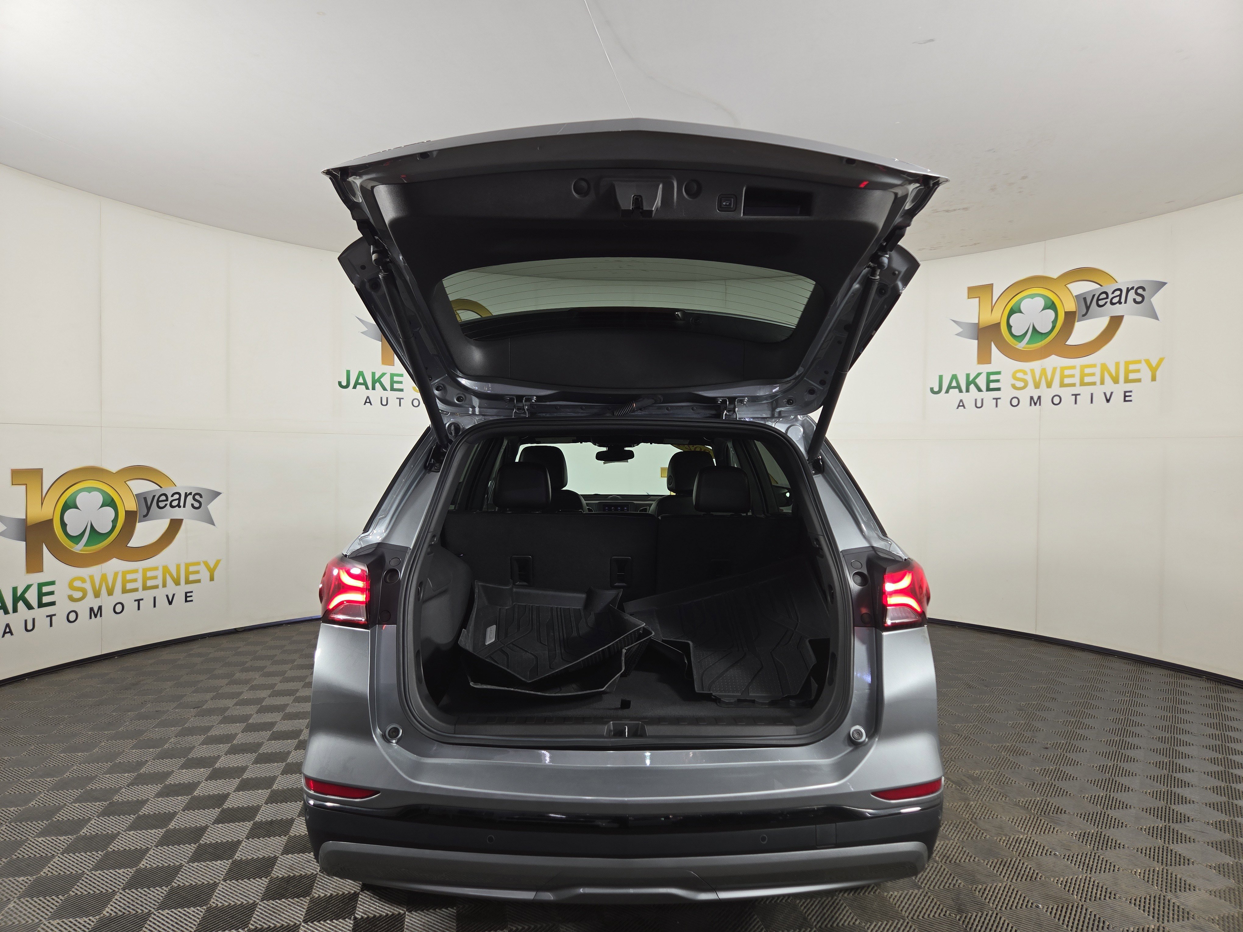 Certified 2024 Chevrolet Equinox RS FWD image 31