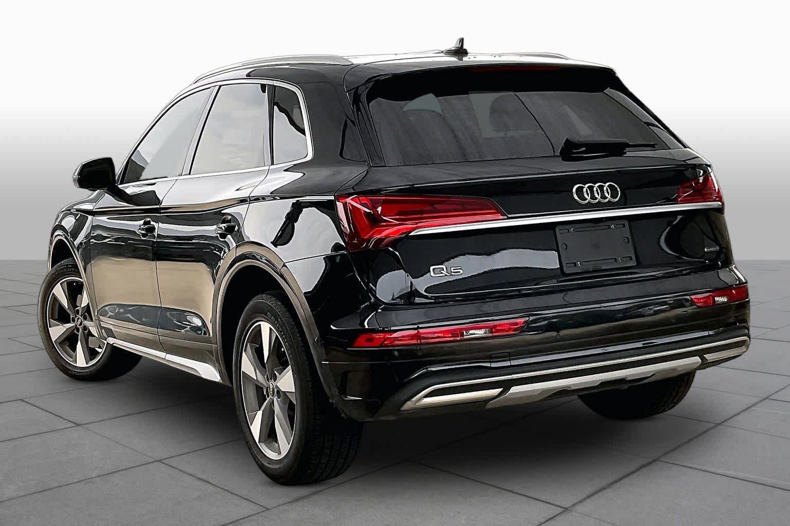 Used 2023 Audi Q5 2.0T Premium Plus w/ Premium Plus Package AWD/4WD image 12