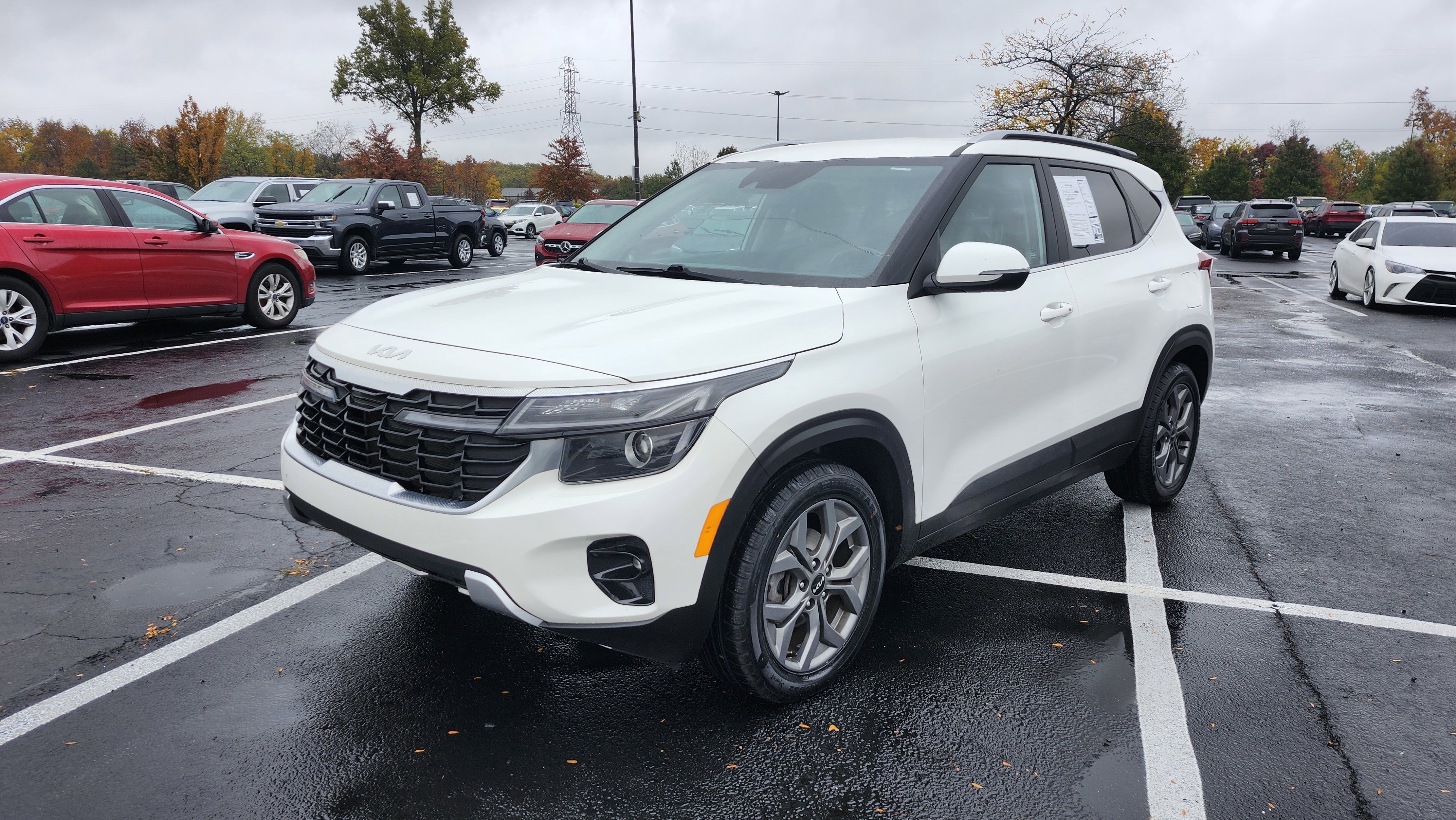 Used 2024 Kia Seltos S image 5