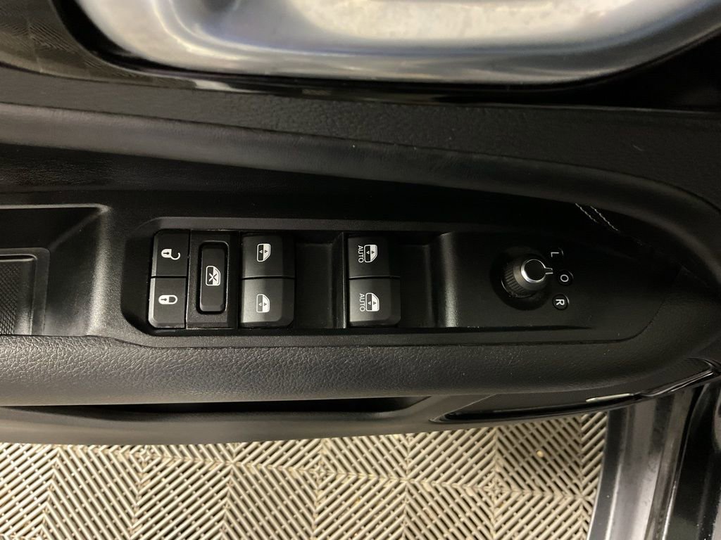 Used 2022 Jeep Compass Altitude w/ Sun and Sound Group image 20