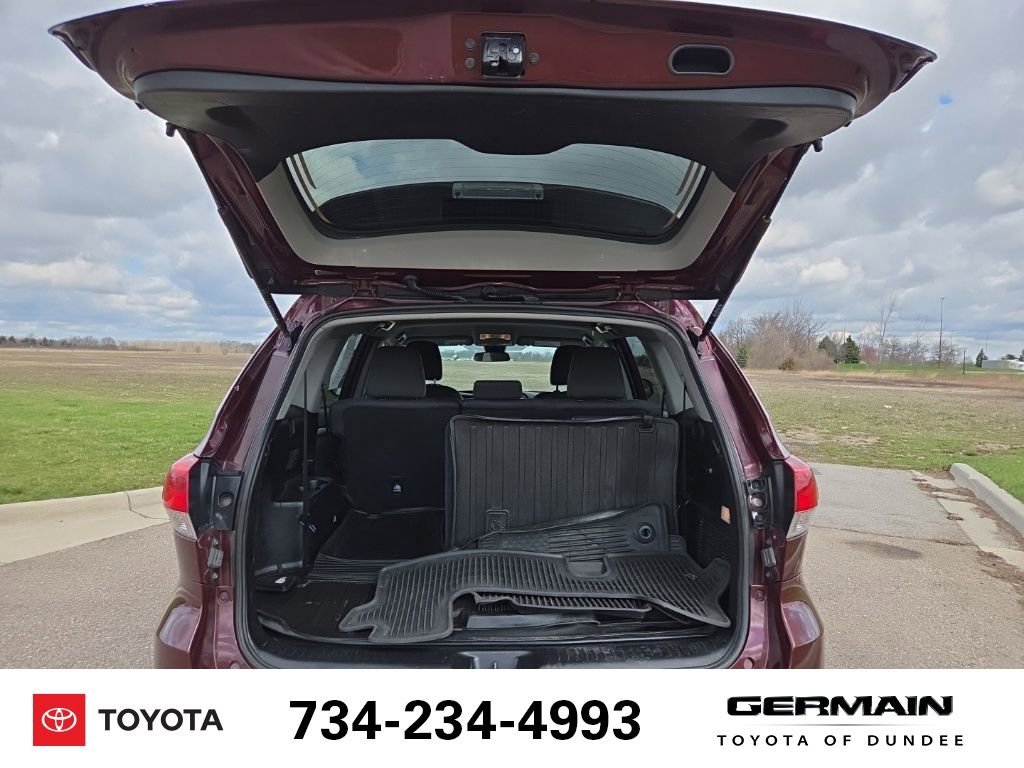 Used 2019 Toyota Highlander LE image 19