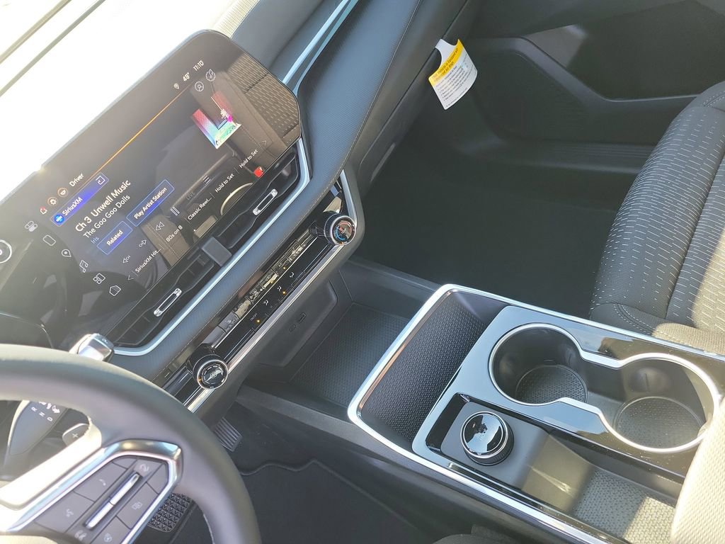 Used 2026 Chevrolet Equinox LT image 38