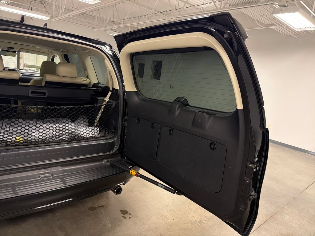 Used 2021 Lexus GX 460 Premium AWD/4WD image 19