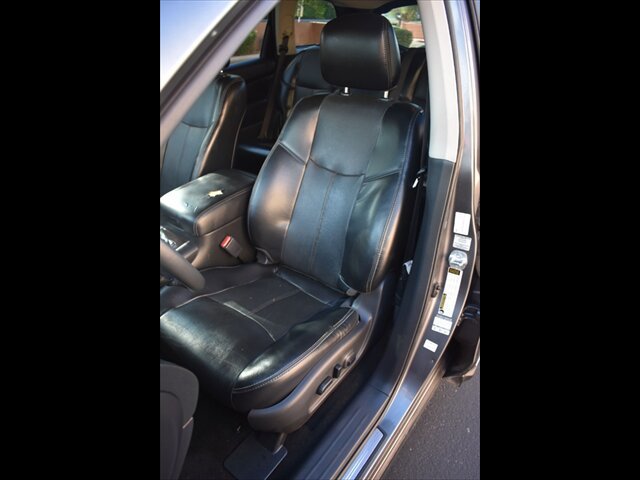 Used 2015 Nissan Pathfinder Platinum AWD/4WD image 17