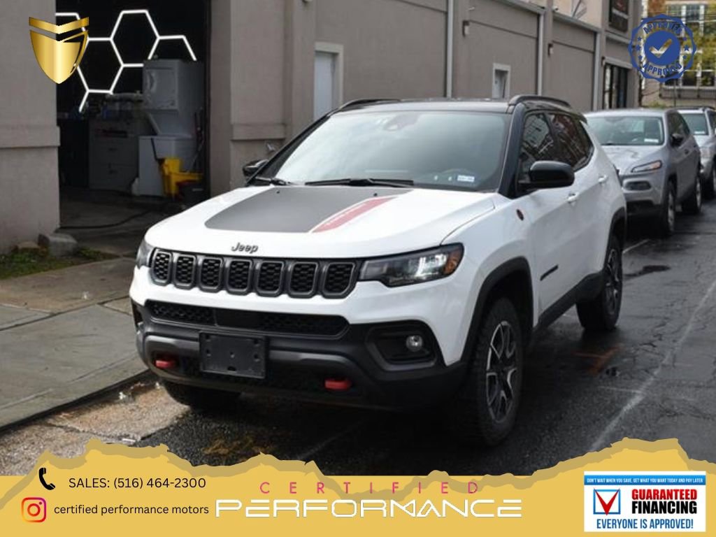 Used 2024 Jeep Compass Trailhawk image 1