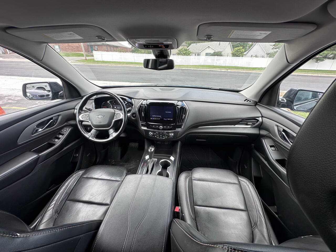 Used 2020 Chevrolet Traverse RS w/ LPO, Floor Liner Package AWD/4WD image 16