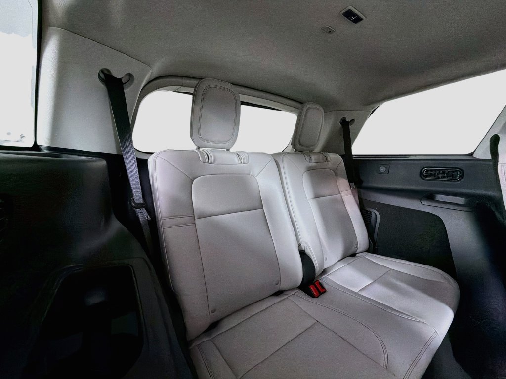 New 2027 Lincoln Aviator 2WD image 34