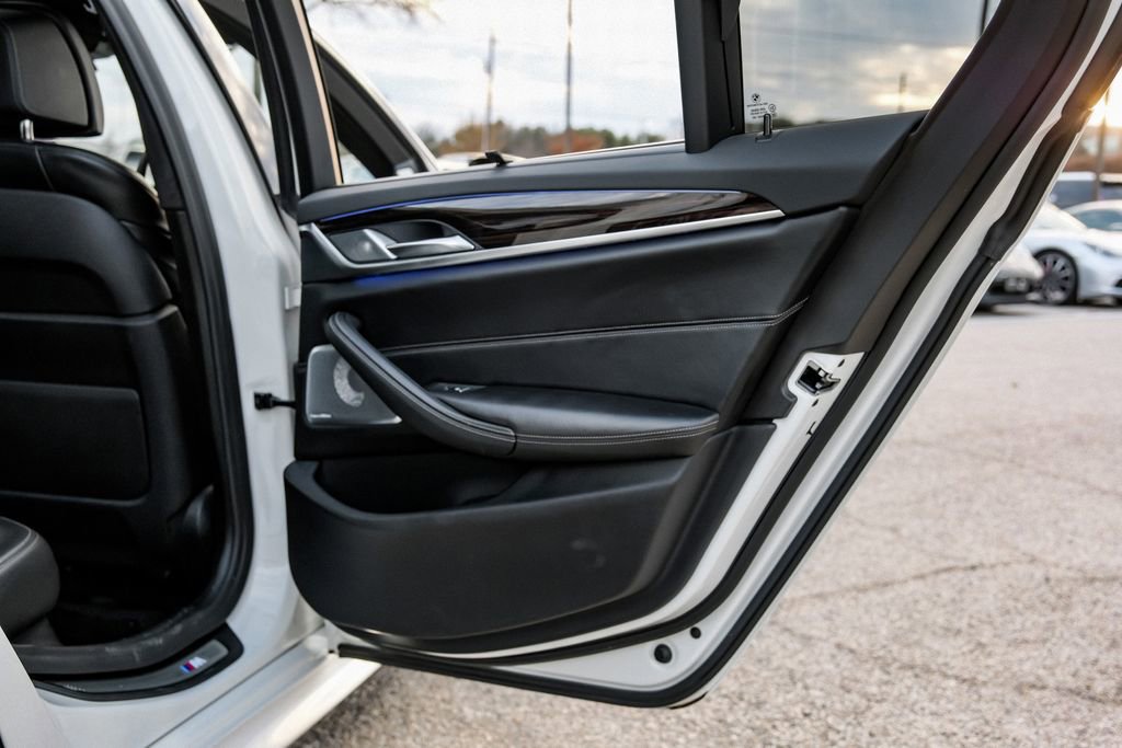 Used 2018 BMW 540i xDrive w/ M Sport Package image 57