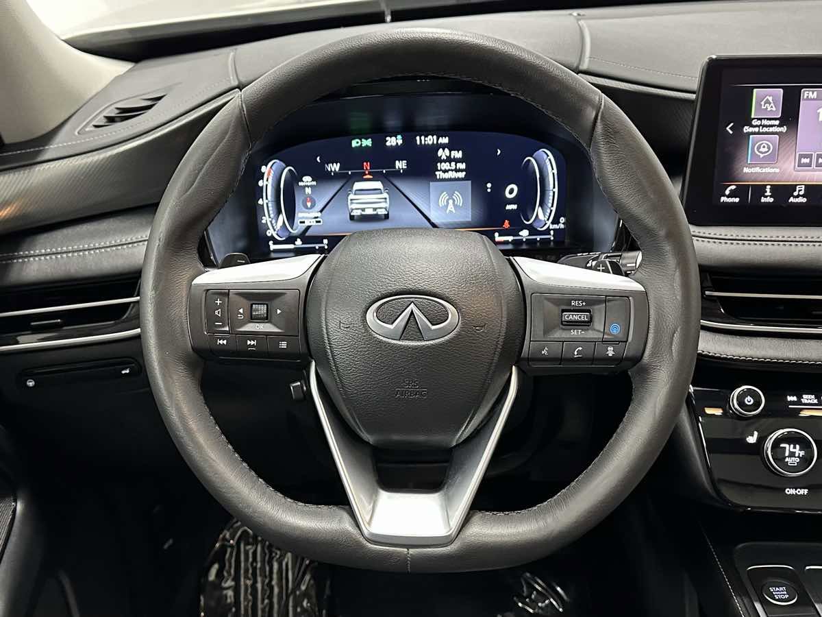 Used 2024 INFINITI QX60 Luxe image 17