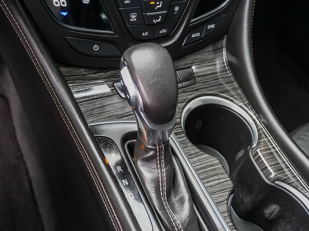 Used 2017 Buick Envision Essence FWD image 23
