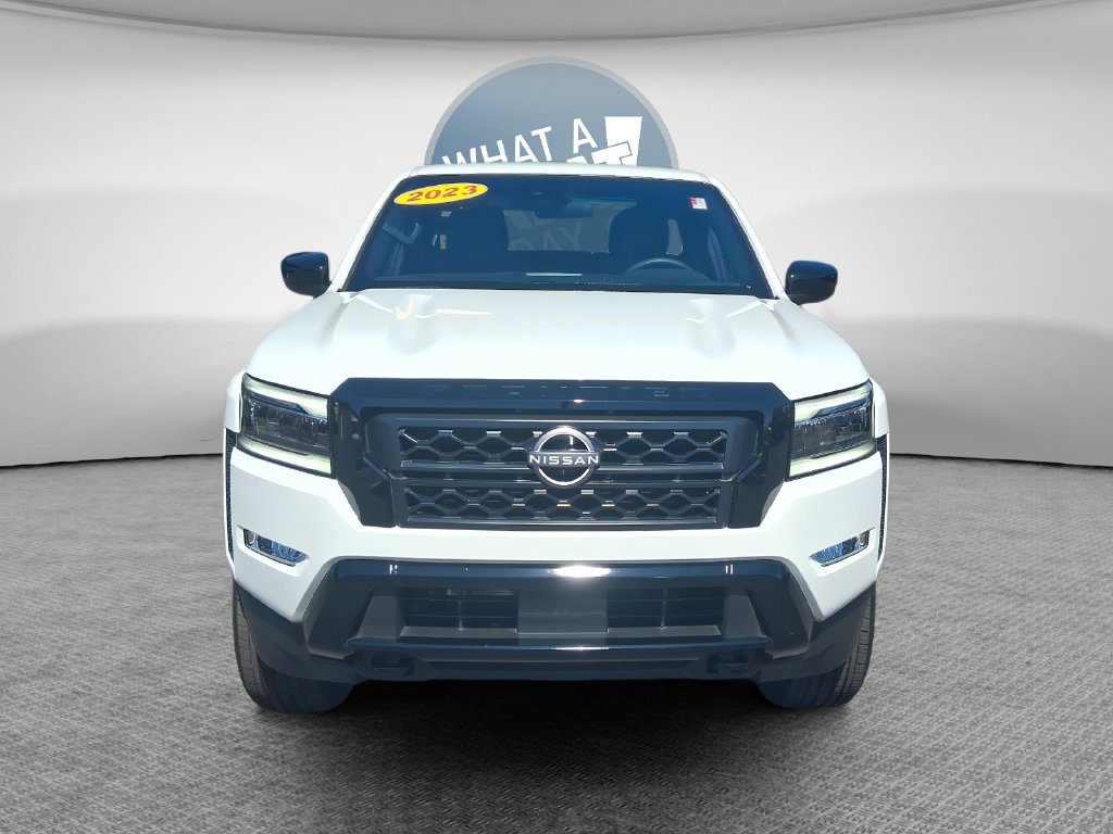 Used 2023 Nissan Frontier SV w/ Midnight Edition Package AWD/4WD image 9