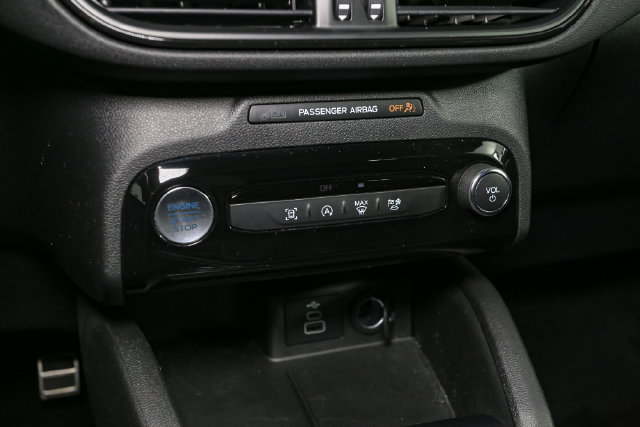 Used 2024 Ford Escape ST-Line w/ Tech Pack #1 AWD/4WD image 28