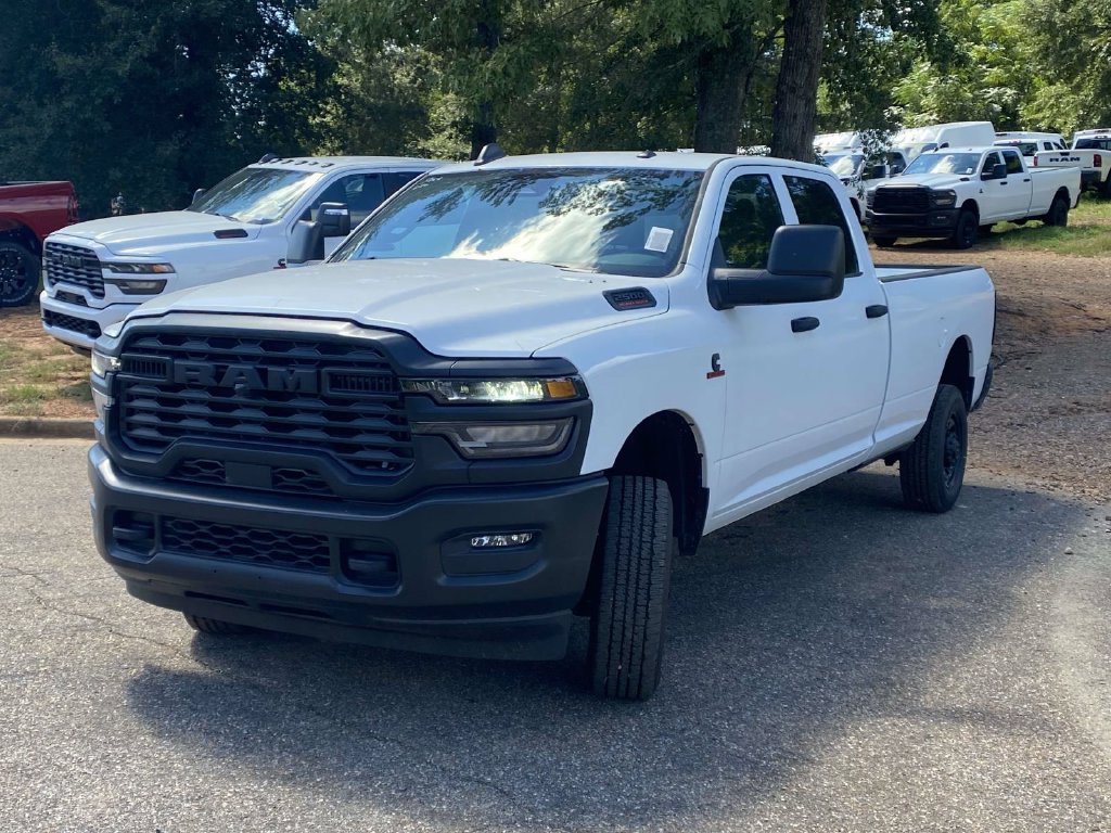 New 2027 RAM 2500 Tradesman AWD/4WD image 3