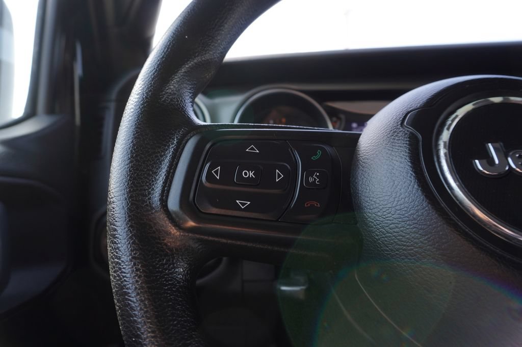 Used 2021 Jeep Gladiator Sport AWD/4WD image 21