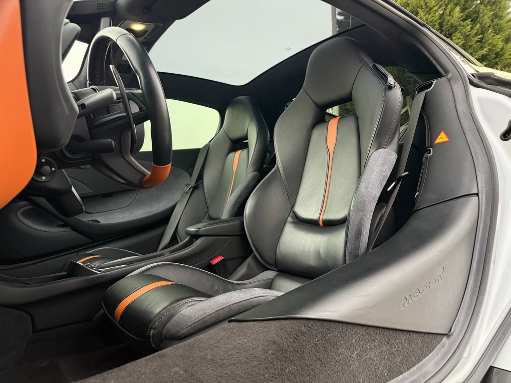 Used 2017 McLaren 570S Coupe image 6