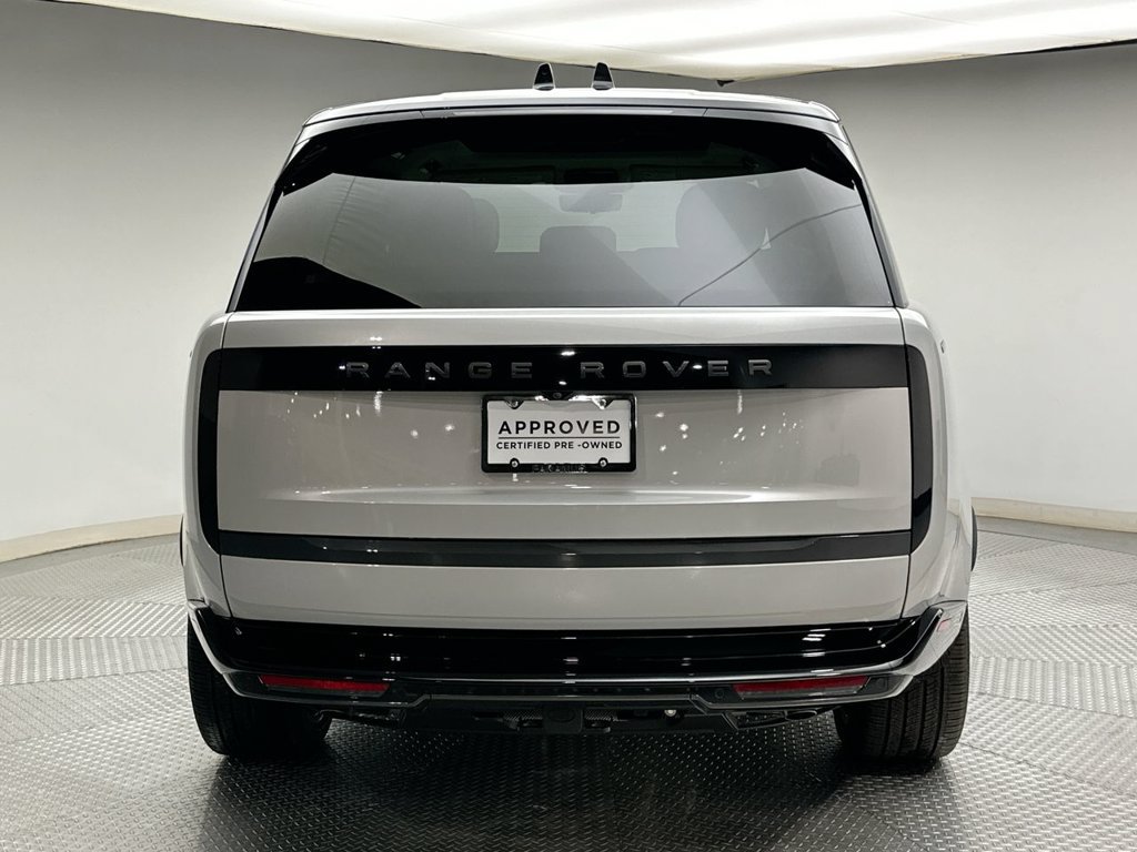 Certified 2026 Land Rover Range Rover SE AWD/4WD image 12