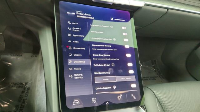 Used 2024 Lucid Air Pure RWD image 49