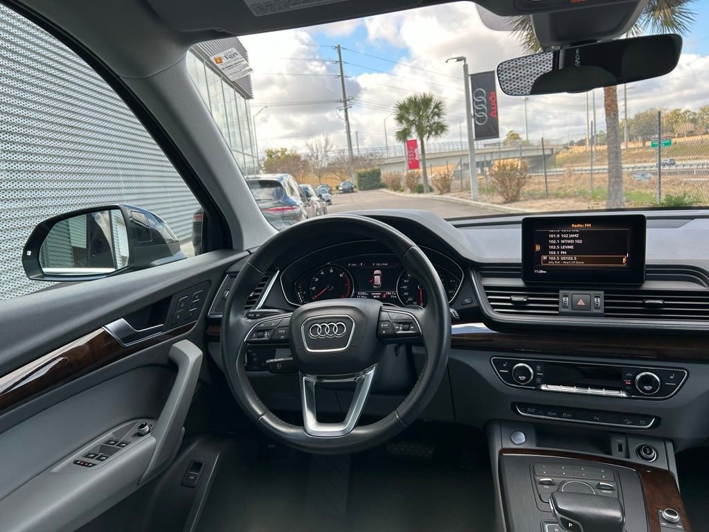 Used 2020 Audi Q5 2.0T Premium image 9