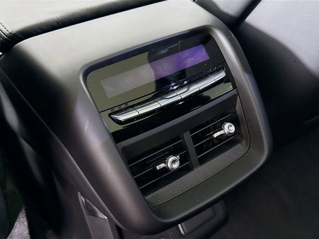 Used 2025 Cadillac Lyriq Luxury image 26