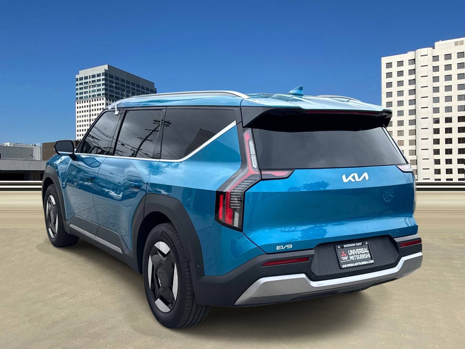 Used 2026 Kia EV9 Wind AWD/4WD image 4