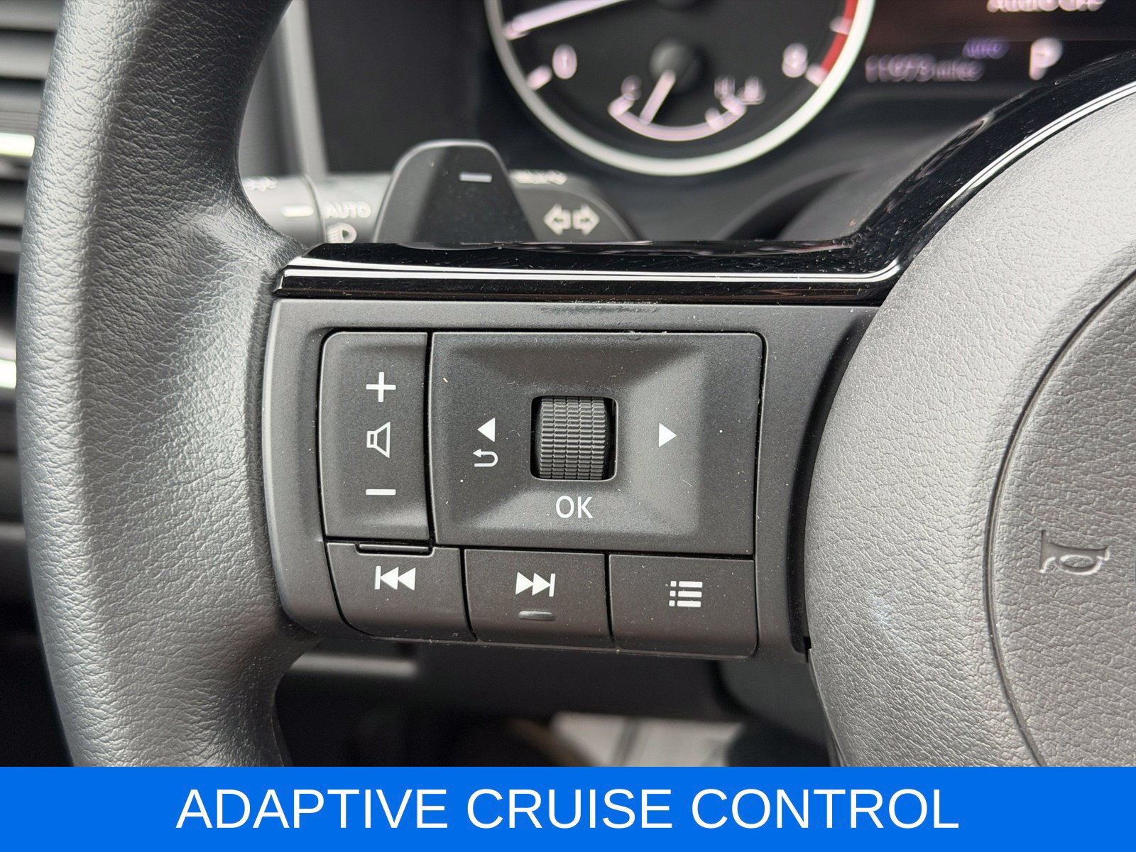 Used 2023 Nissan Rogue SV AWD/4WD image 19