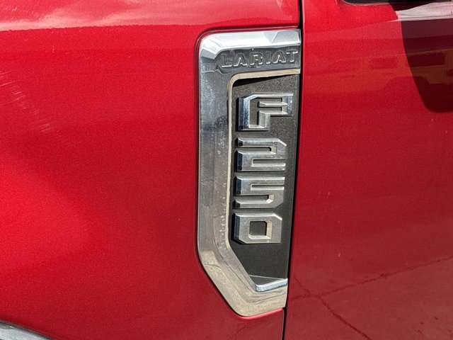 Used 2019 Ford F250 Lariat w/ Lariat Ultimate Package image 13