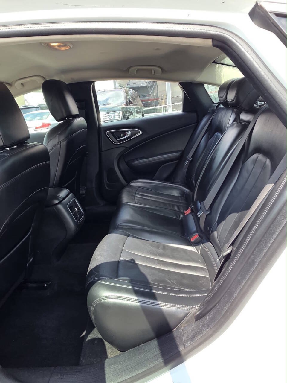 Used 2016 Chrysler 200 C FWD image 14