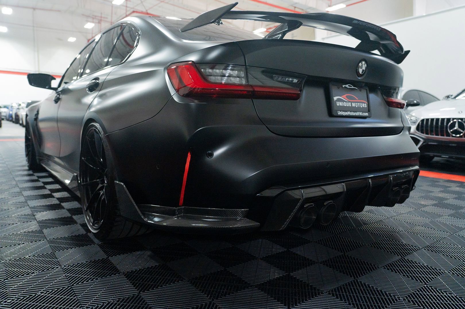 Used 2022 BMW M3 Competition w/ M Carbon Exterior Package AWD/4WD image 11