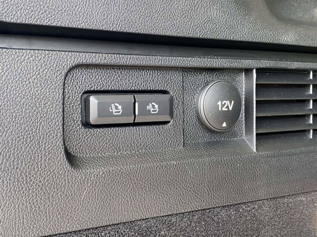 Used 2023 Lincoln Nautilus Reserve image 13