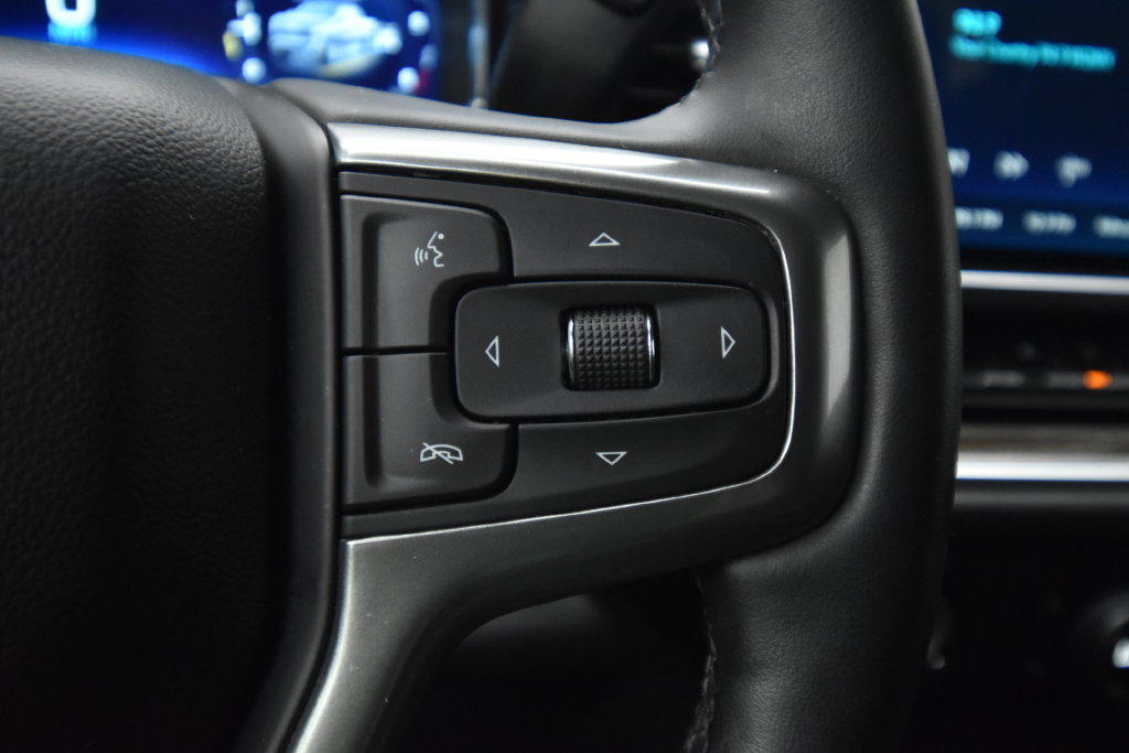 Used 2023 Chevrolet Silverado 1500 LT AWD/4WD image 29