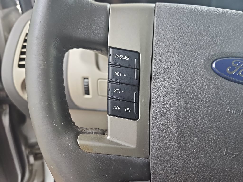 Used 2012 Ford Flex SE FWD image 22