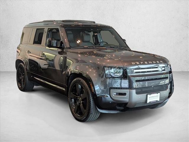 Used 2025 Land Rover Defender 110 X-Dynamic SE AWD/4WD image 3