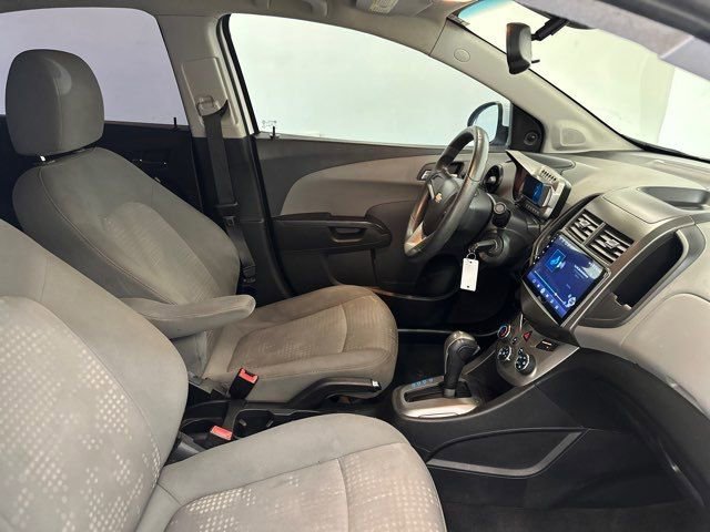 Used 2013 Chevrolet Sonic LS image 29