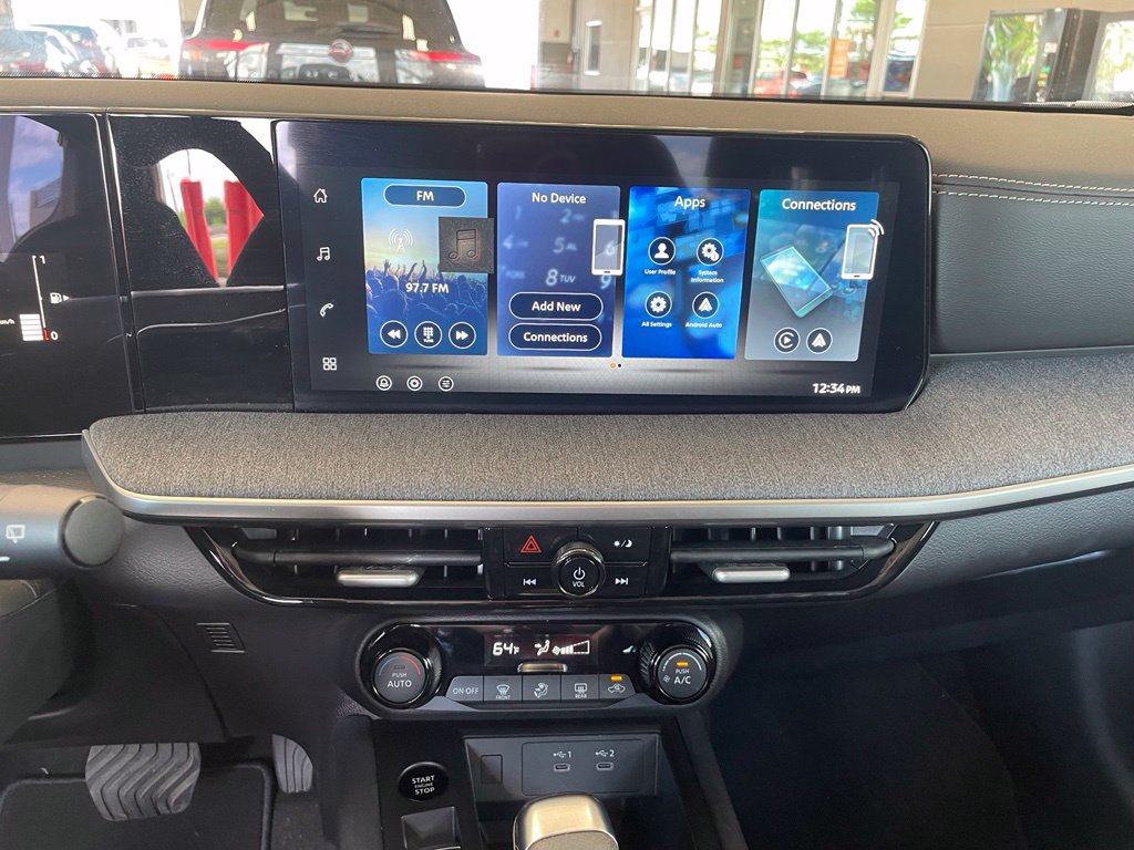Certified 2026 Nissan Kicks SV AWD/4WD image 15