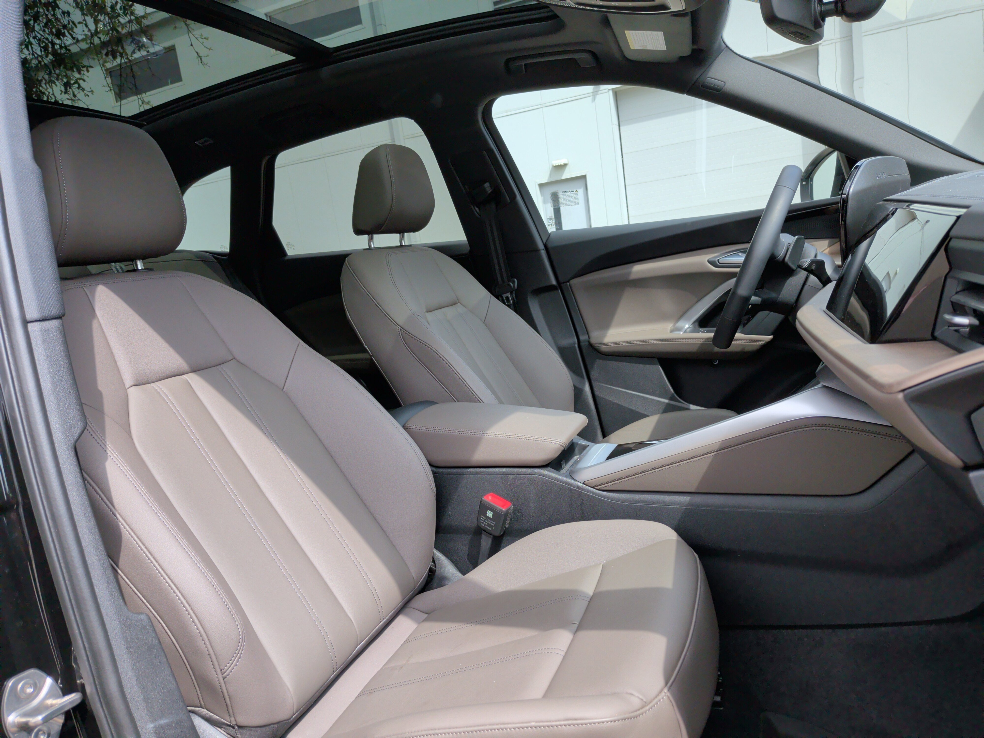 Certified 2025 Audi Q5 Premium w/ Convenience Package AWD/4WD image 20