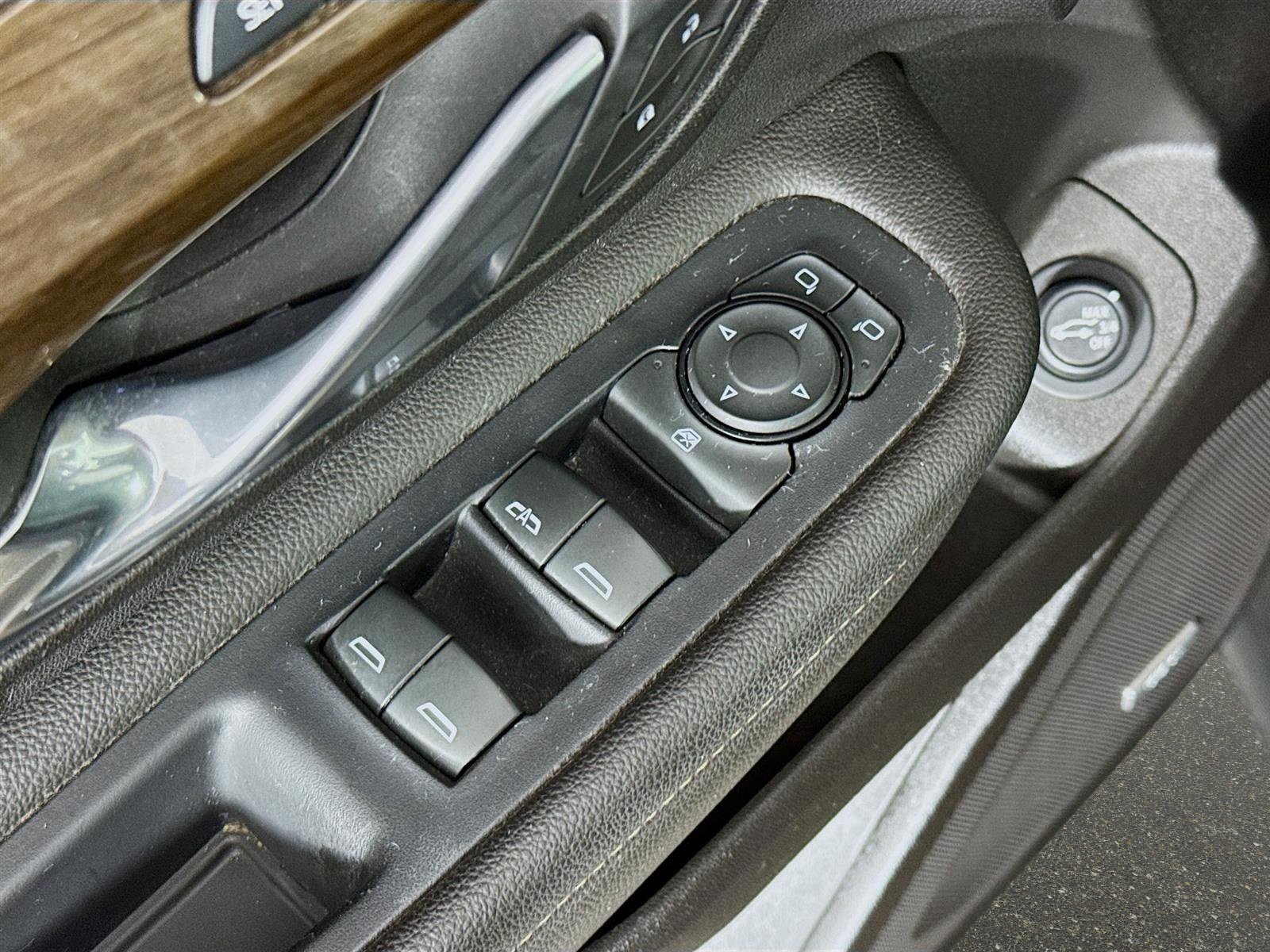 Used 2019 GMC Terrain Denali w/ Driver Alert Package II image 21