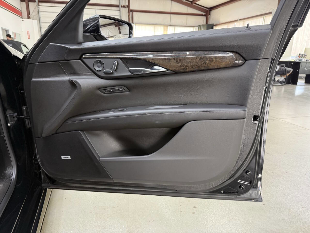 Used 2018 Cadillac CT6 Luxury image 17