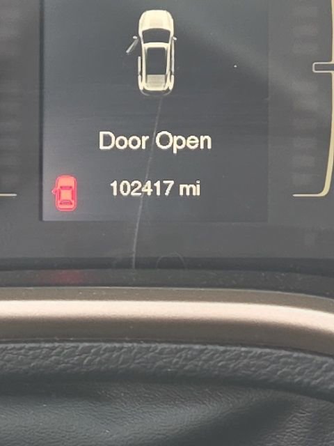 Used 2015 Jeep Cherokee Latitude w/ Cold Weather Group image 7