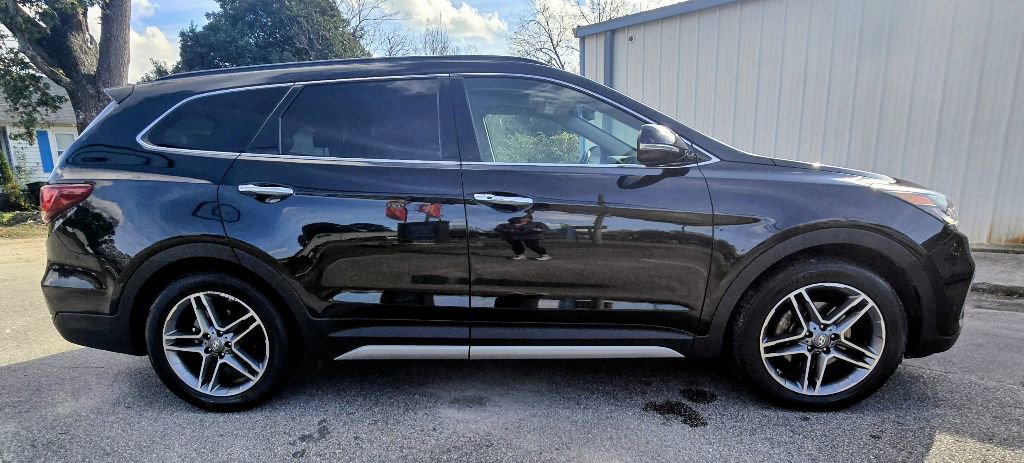 Used 2017 Hyundai Santa Fe Limited image 6