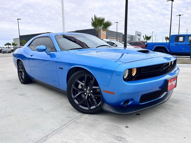 Used 2023 Dodge Challenger R/T w/ Blacktop Package image 1