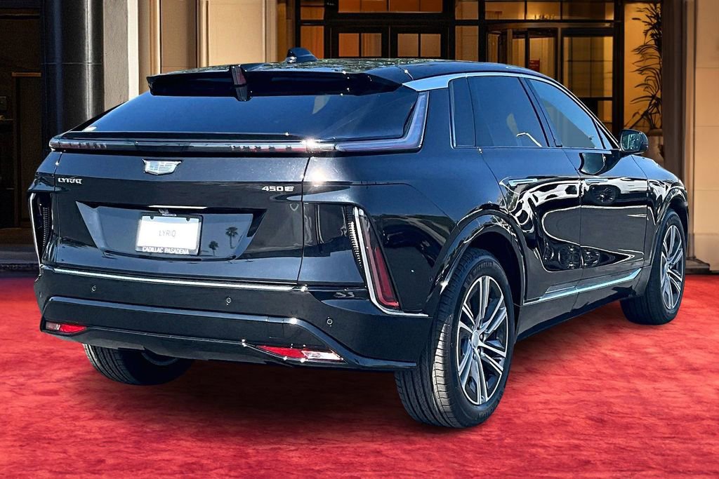 New 2026 Cadillac Lyriq Luxury image 6