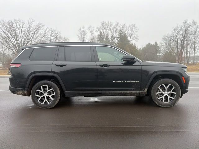 Certified 2024 Jeep Grand Cherokee L Limited w/ Luxury Tech Group II image 6