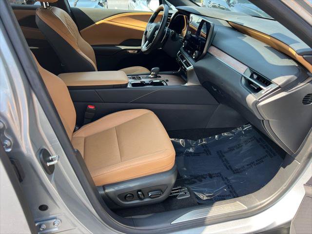 Certified 2025 Lexus RX 350 Premium w/ Accessory Package (Z1) FWD image 13