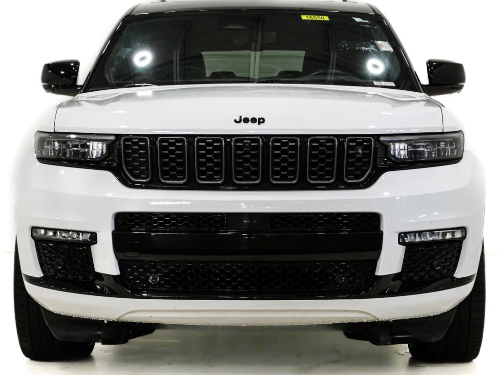 Used 2023 Jeep Grand Cherokee L Summit AWD/4WD image 2