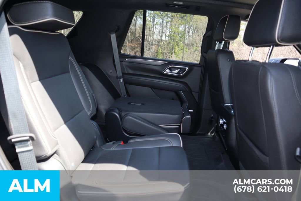 Used 2023 GMC Yukon SLT w/ SLT Premium Package AWD/4WD image 24