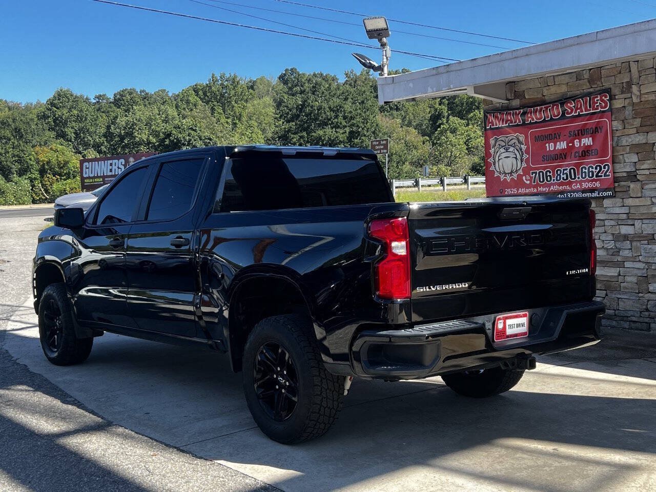 Used 2021 Chevrolet Silverado 1500 Custom Trail Boss AWD/4WD image 4