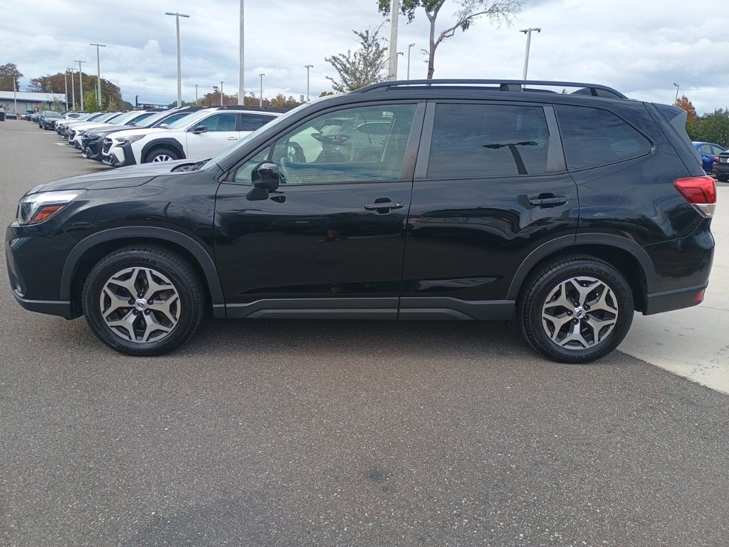 Used 2020 Subaru Forester Premium image 8