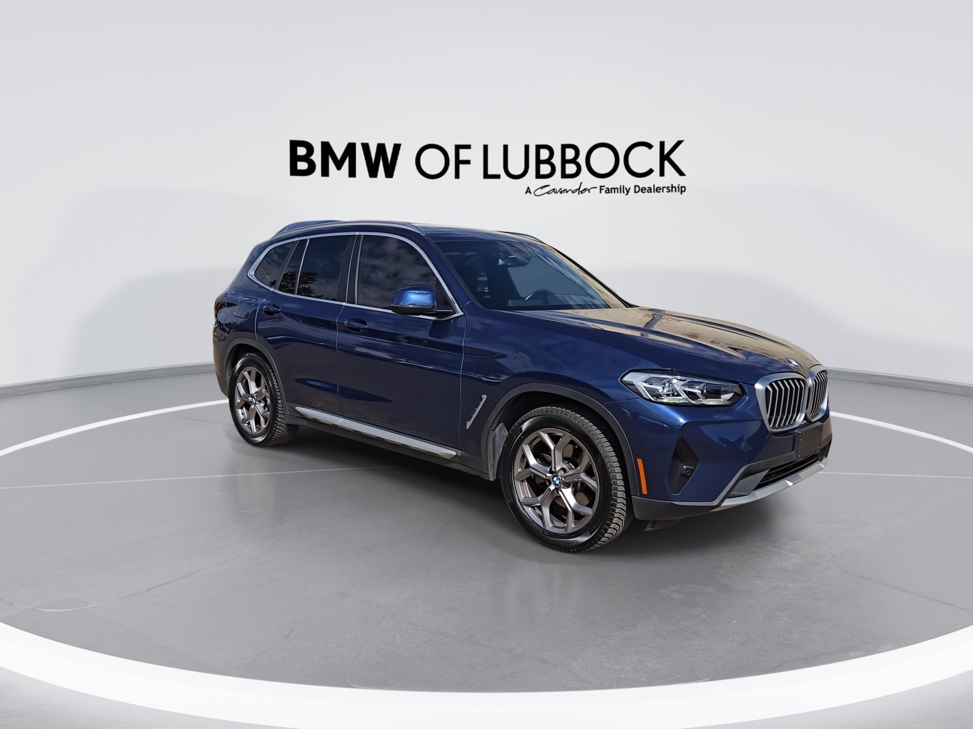 Used 2022 BMW X3 xDrive30i w/ Convenience Package w/ZPA AWD/4WD image 2